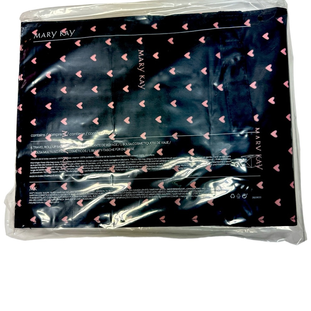 Brand new Mary Kay Roll-up makeup travel bag.